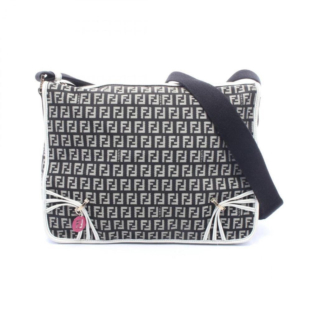 FENDI Black Leather Shoulder Bag